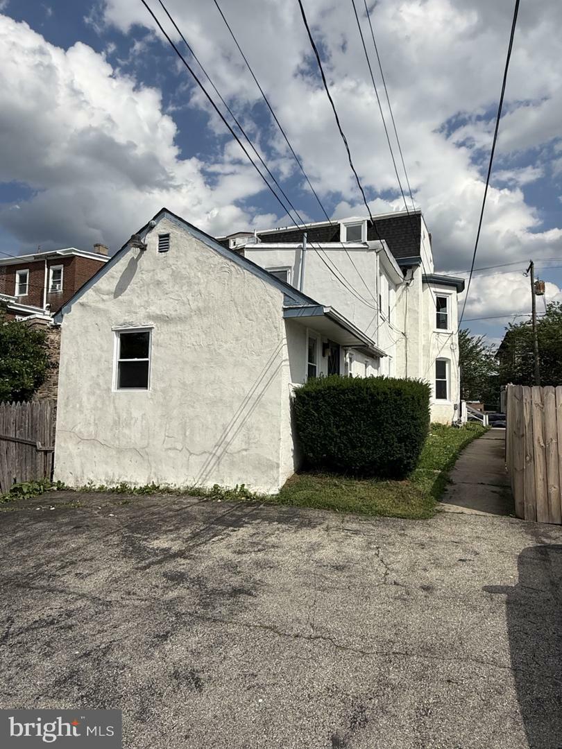 Property Photo: 1321 Dekalb Street PA 19401