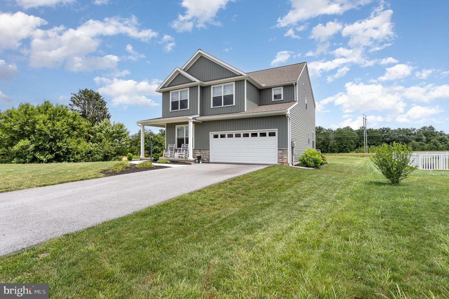 Property Photo: 3843 Country Drive PA 17315