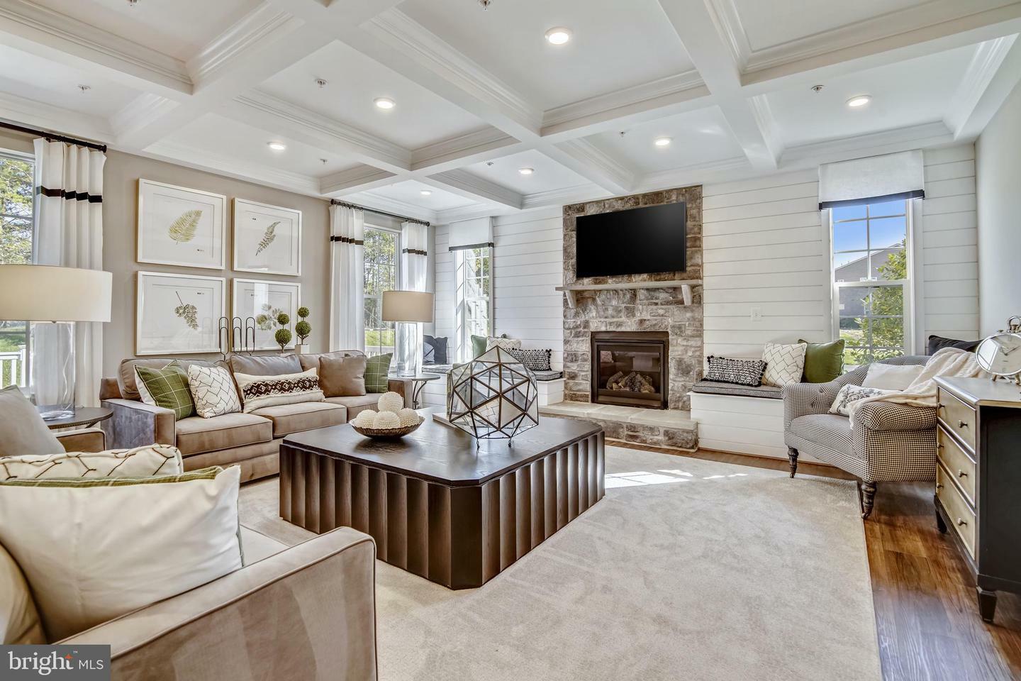 Property Photo: 13928 Pecan Ridge Way MD 20715