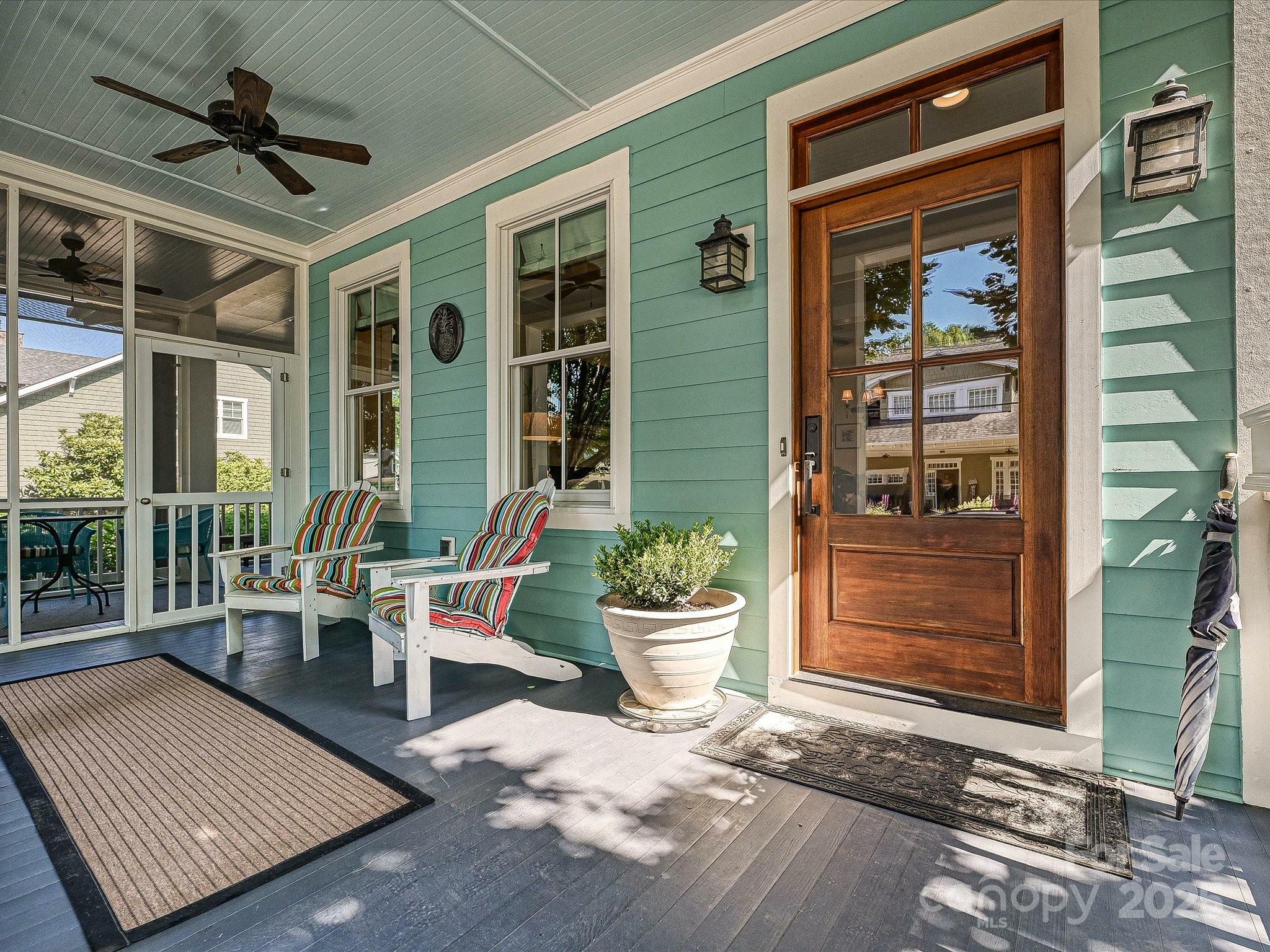 Property Photo: 332 Delburg Street NC 28036
