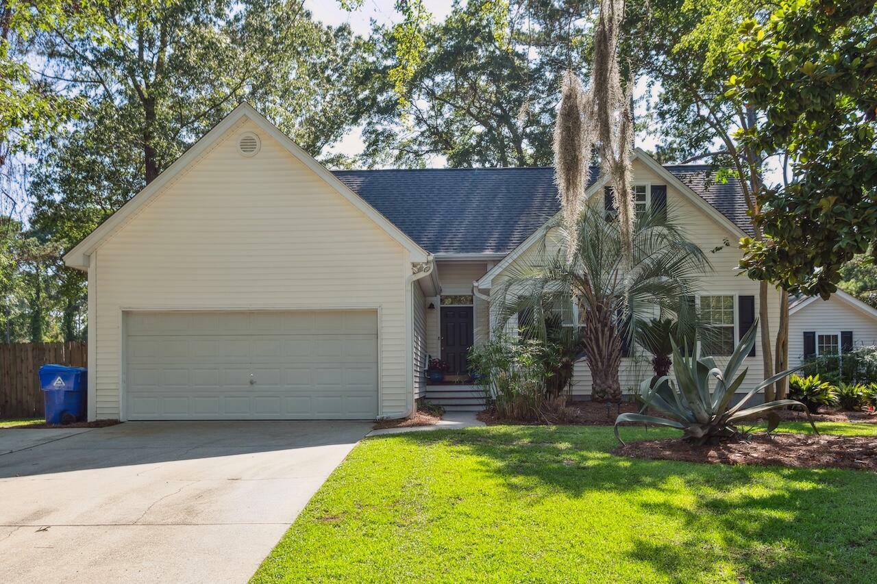 642 Bridlewood Lane  Mount Pleasant SC 29464 photo