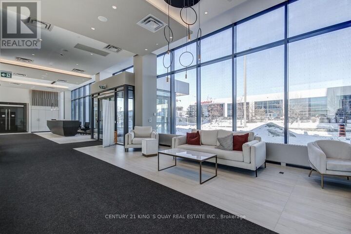Property Photo:  38 Honeycrisp Crescent 101  ON L4K 0M7 