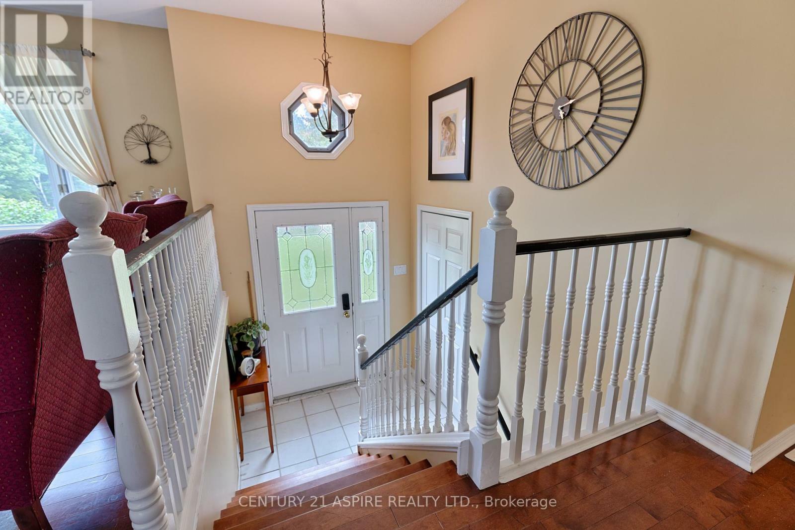 Property Photo:  8 Jason Street  ON K8H 3N2 