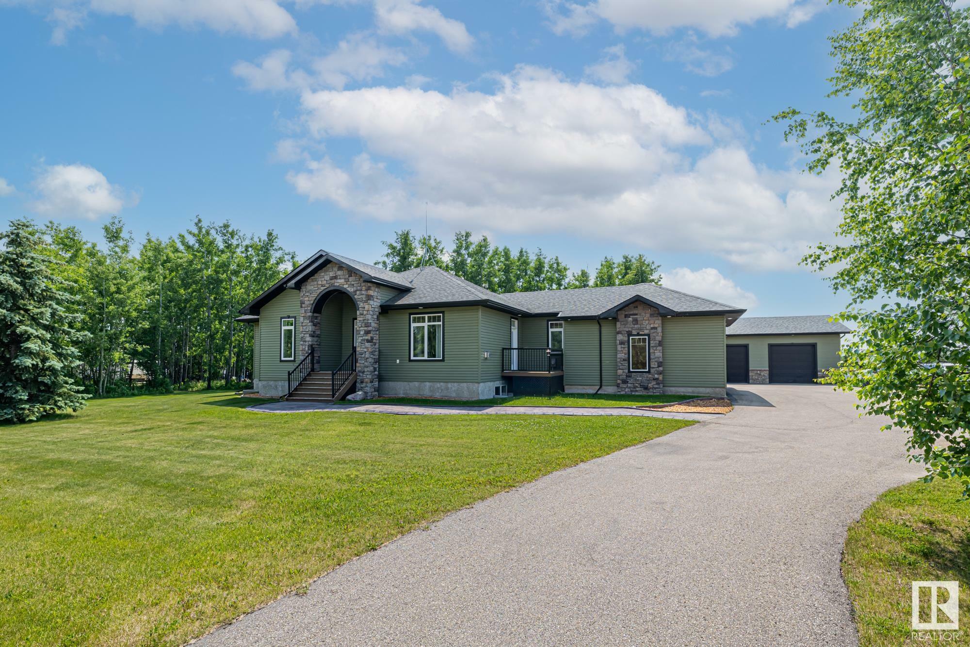 53521 Rge Road 272 48  Rural Parkland County AB T7X 3M5 photo