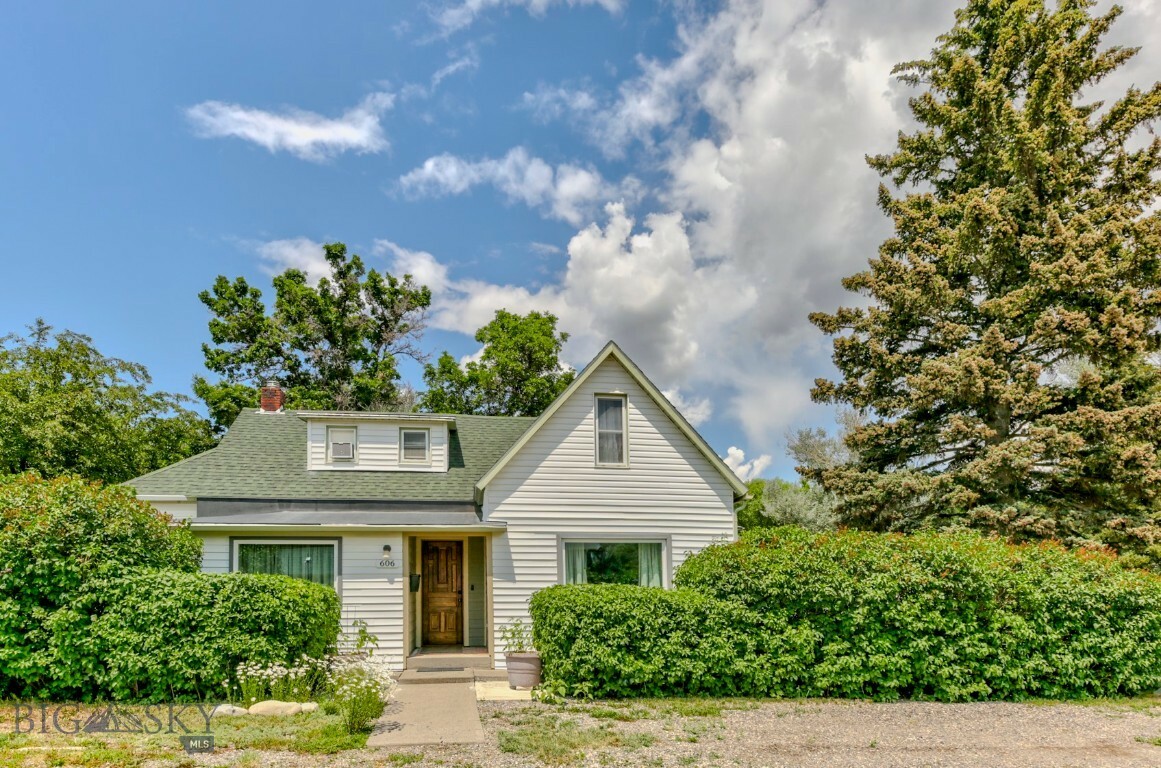 Property Photo: 606 W Gallatin Street MT 59047