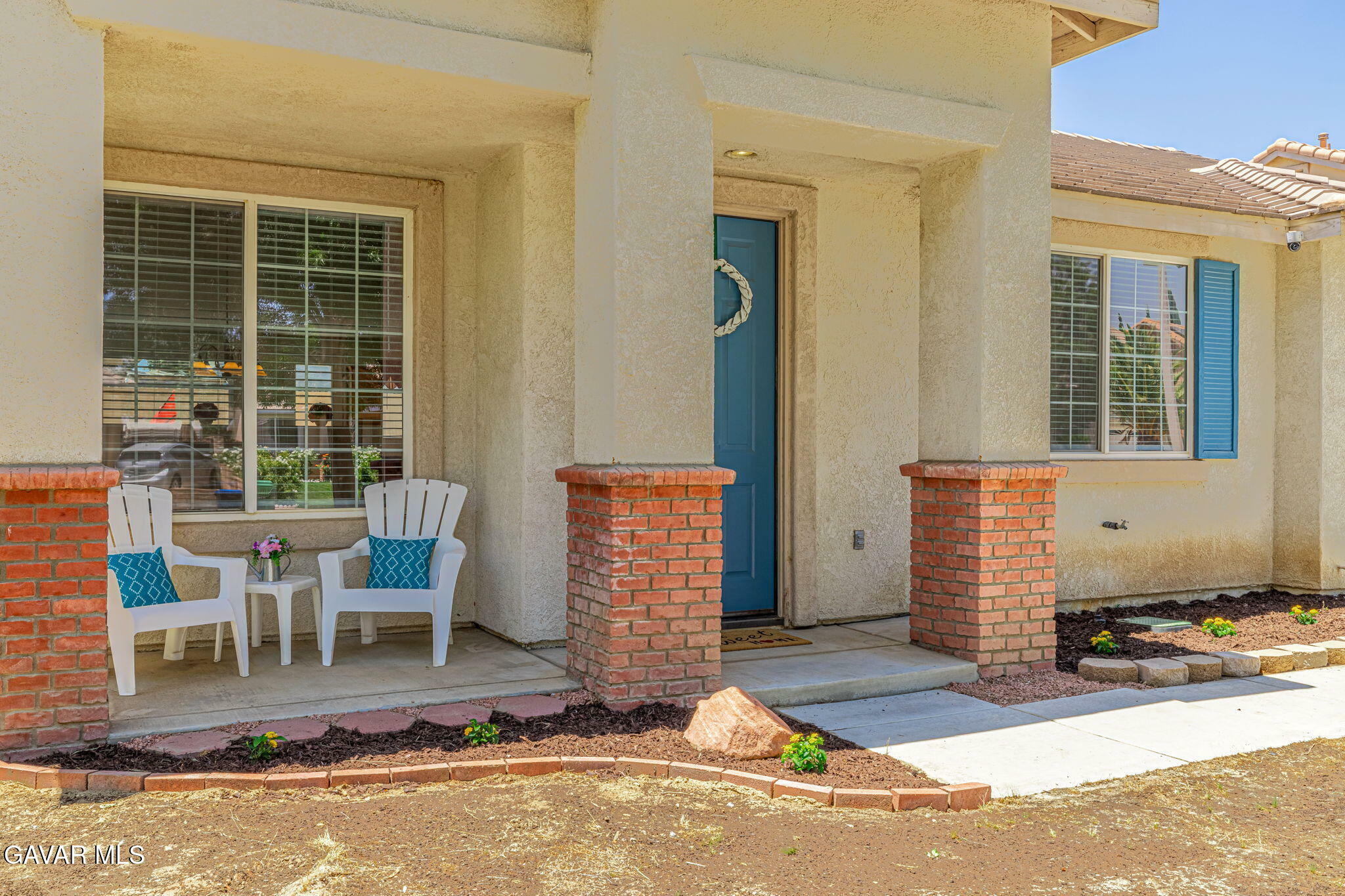 Property Photo: 38537 37th Street East CA 93550