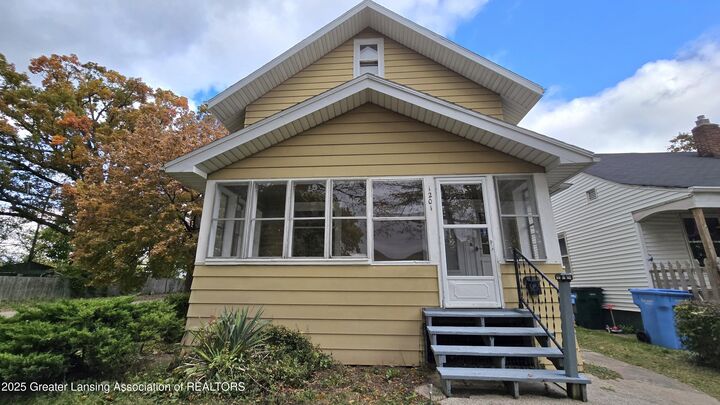 Property Photo: 1201 Climax Street MI 48912