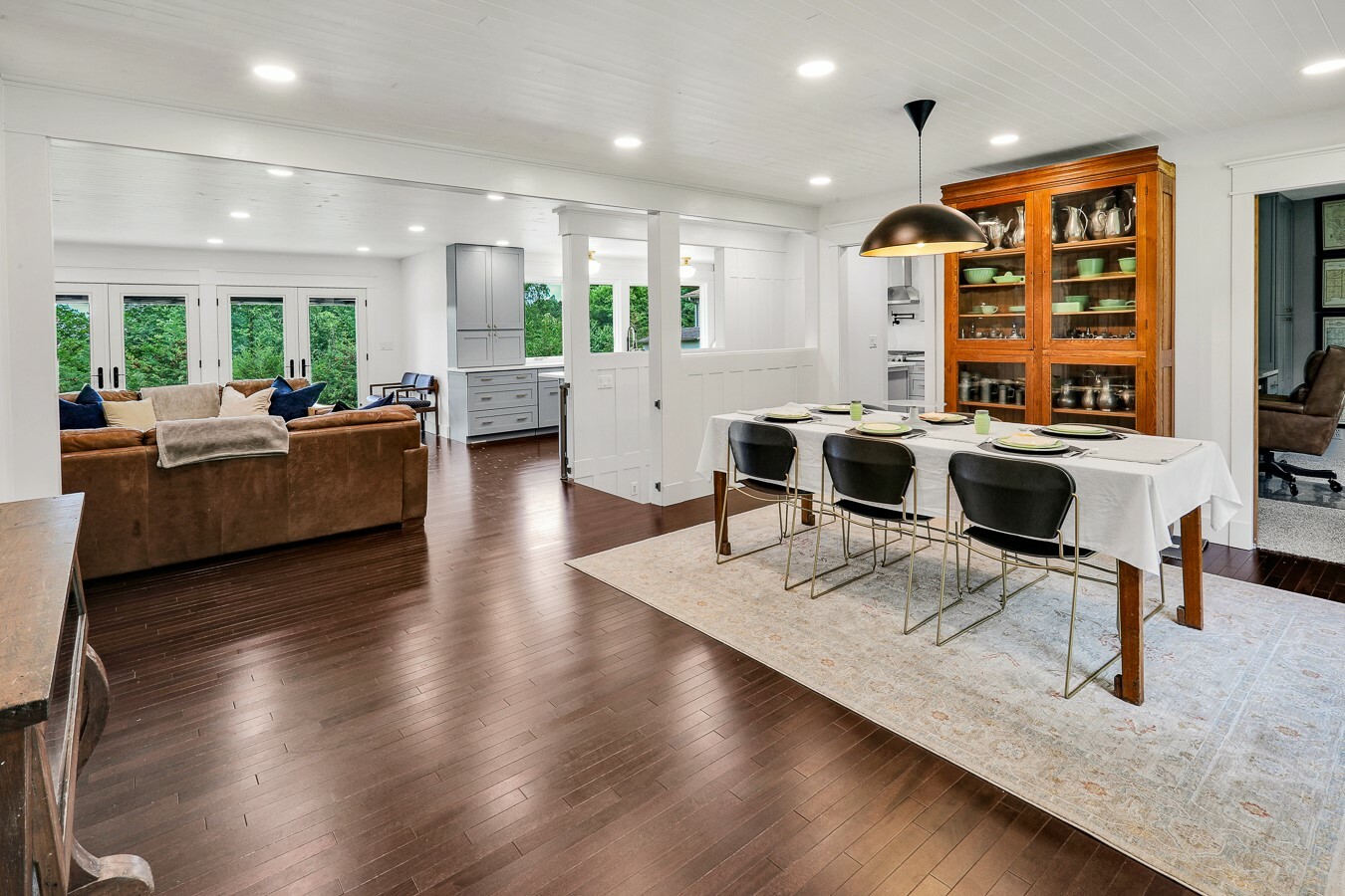 Property Photo: 1414 Hazel Street IA 50219