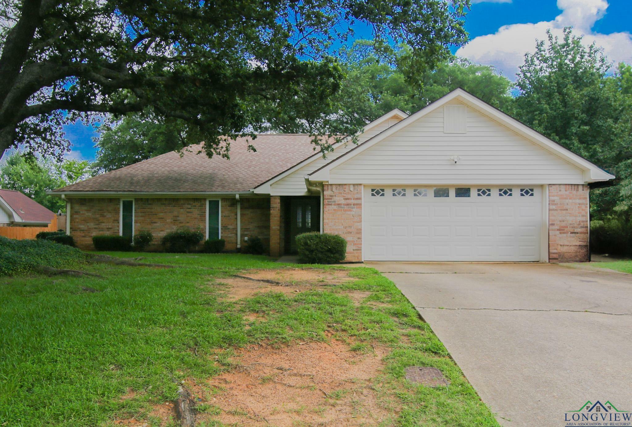 1805 McCord St  Longview TX 75605 photo