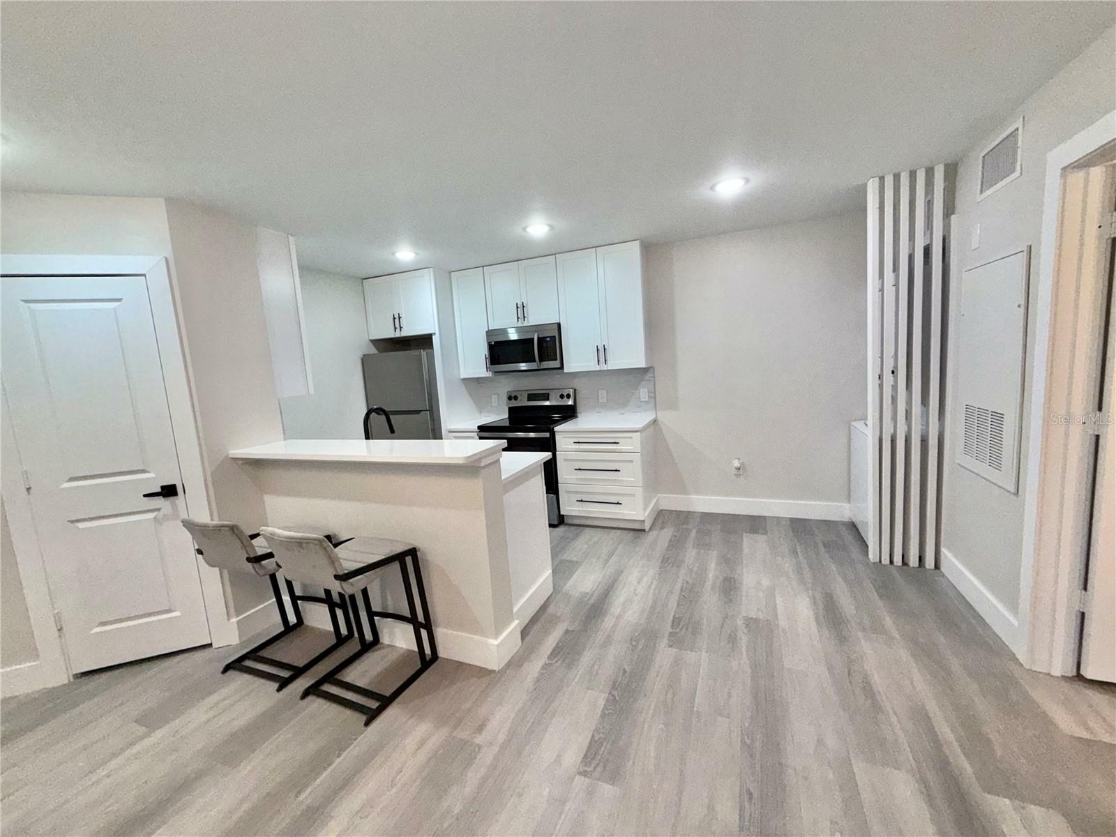 Property Photo: 2592 Grassy Point Drive 106 FL 32746