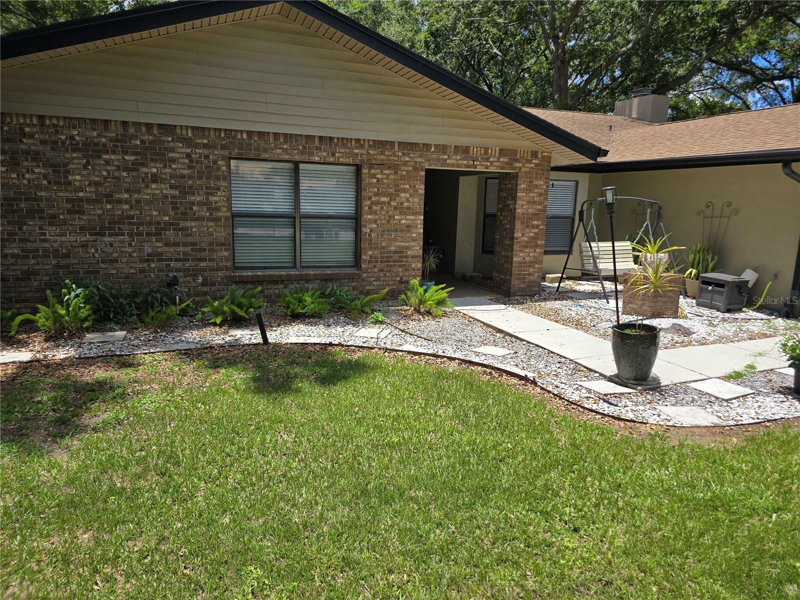 Property Photo:  909 Heatherbrook Drive  FL 33823 