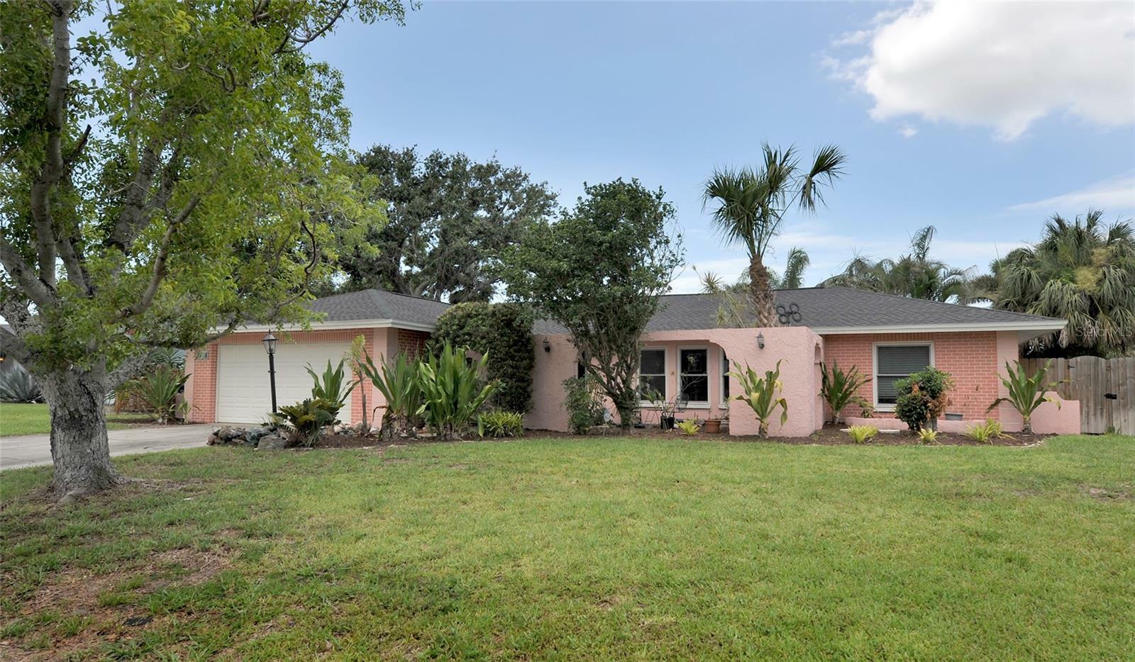 Property Photo:  1308 63rd Street NW  FL 34209 
