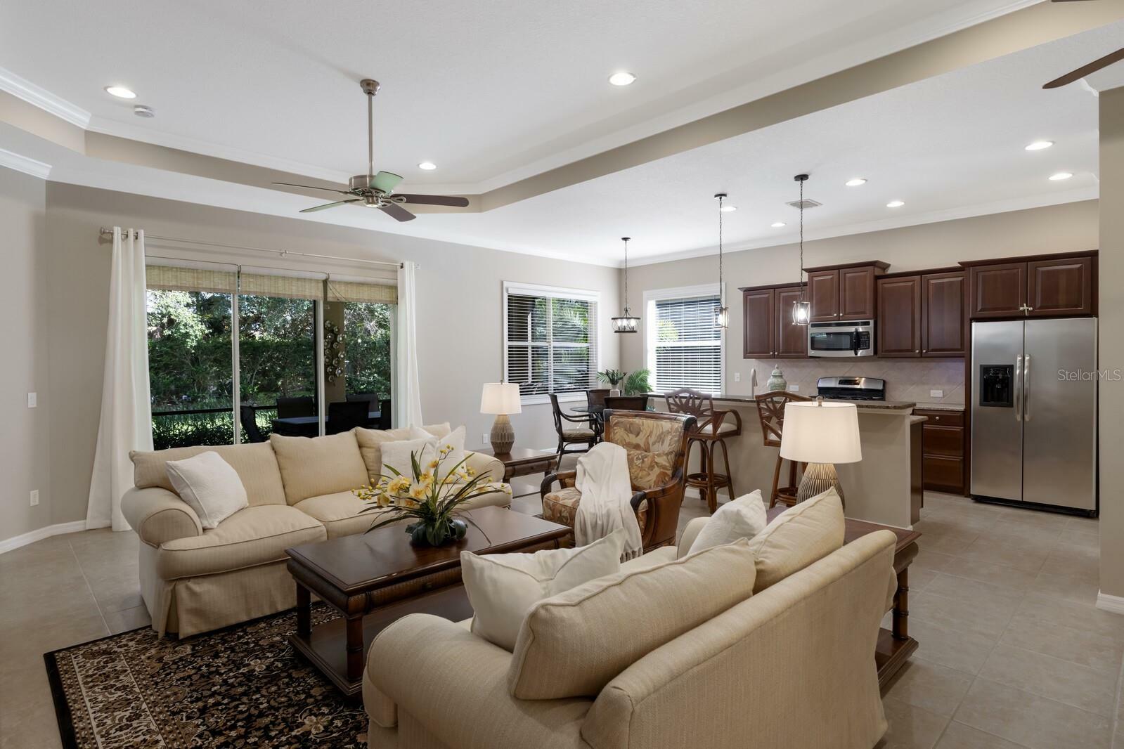 Property Photo: 11610 Griffith Park Terrace FL 34211