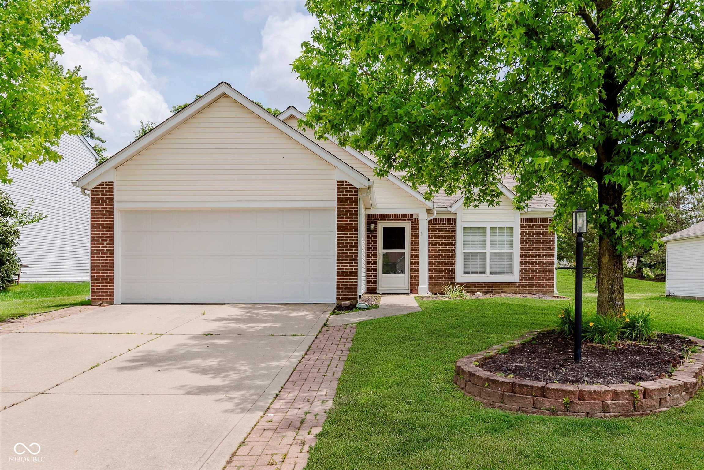 12121 Driftstone Drive  Fishers IN 46037 photo