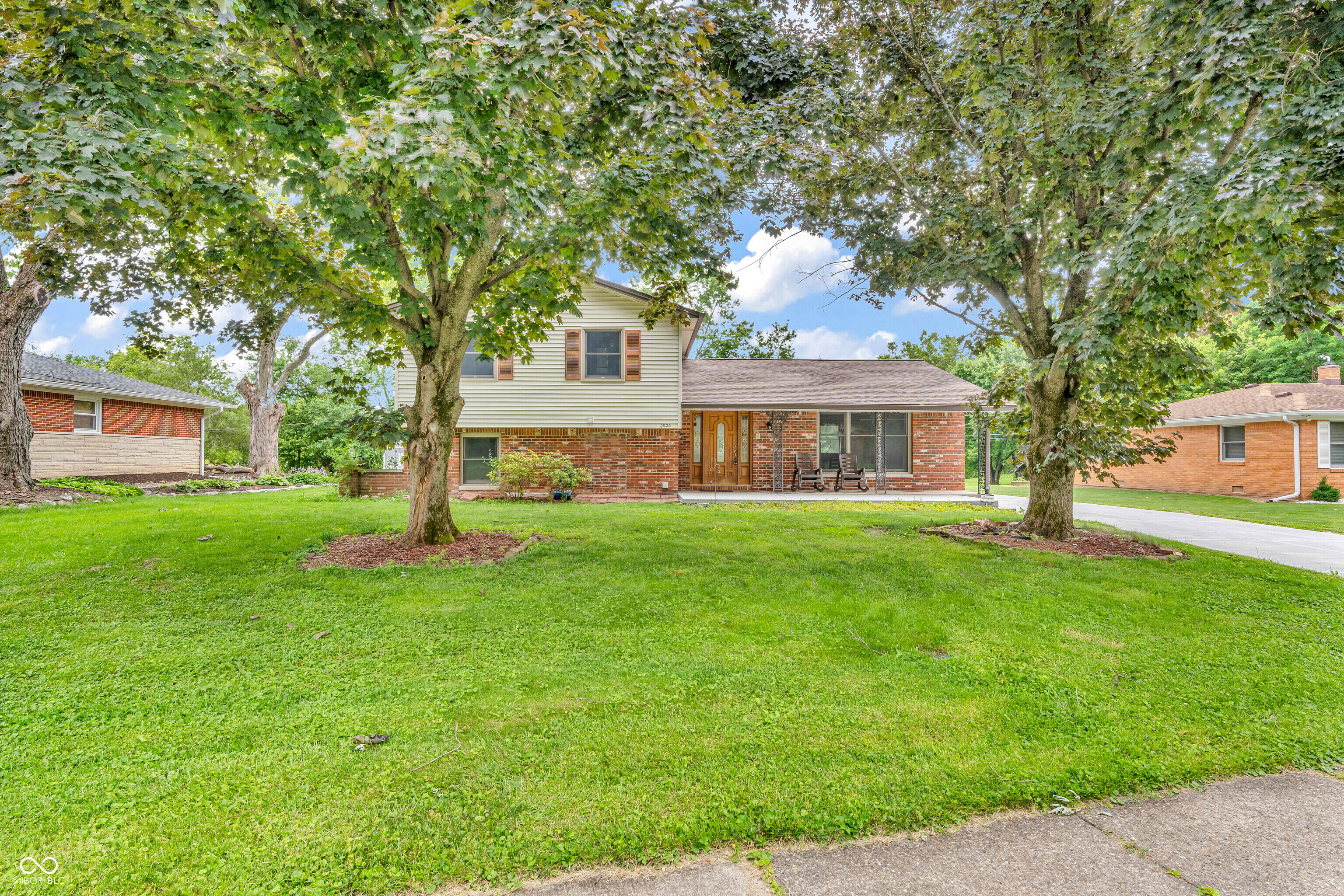 Property Photo: 2823 Tulip Drive IN 46227