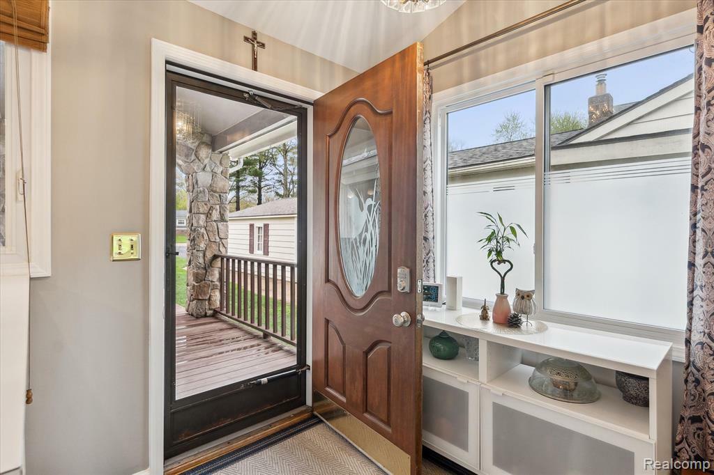 Property Photo:  9669 Norman Road  MI 48348 2409 