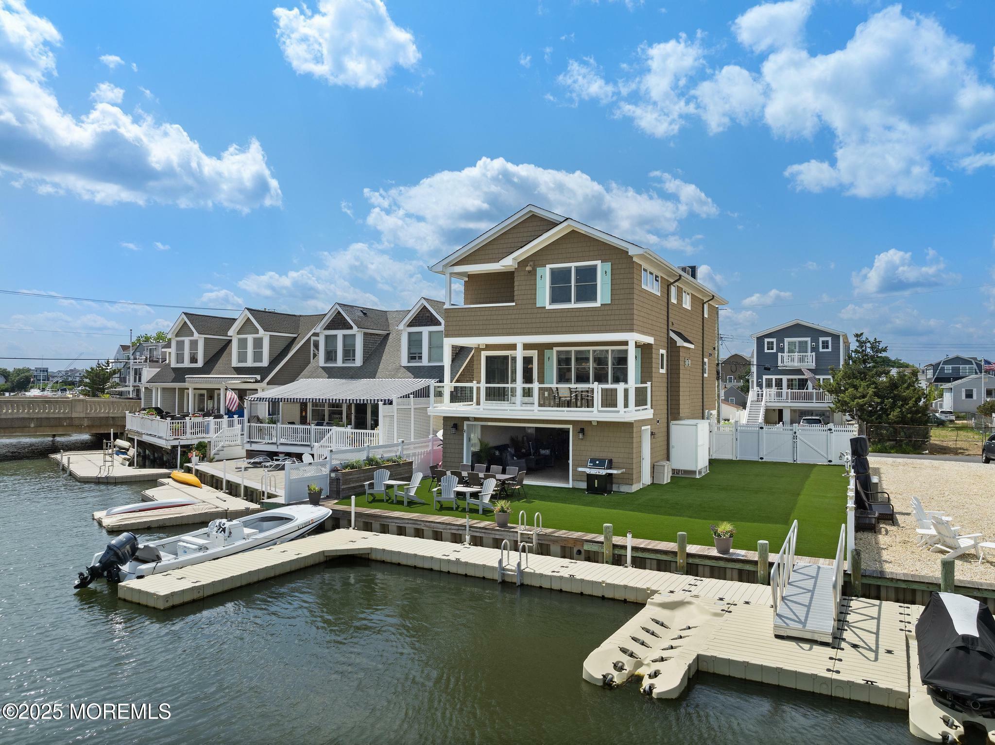 Property Photo: 6 Pearce Court NJ 08736