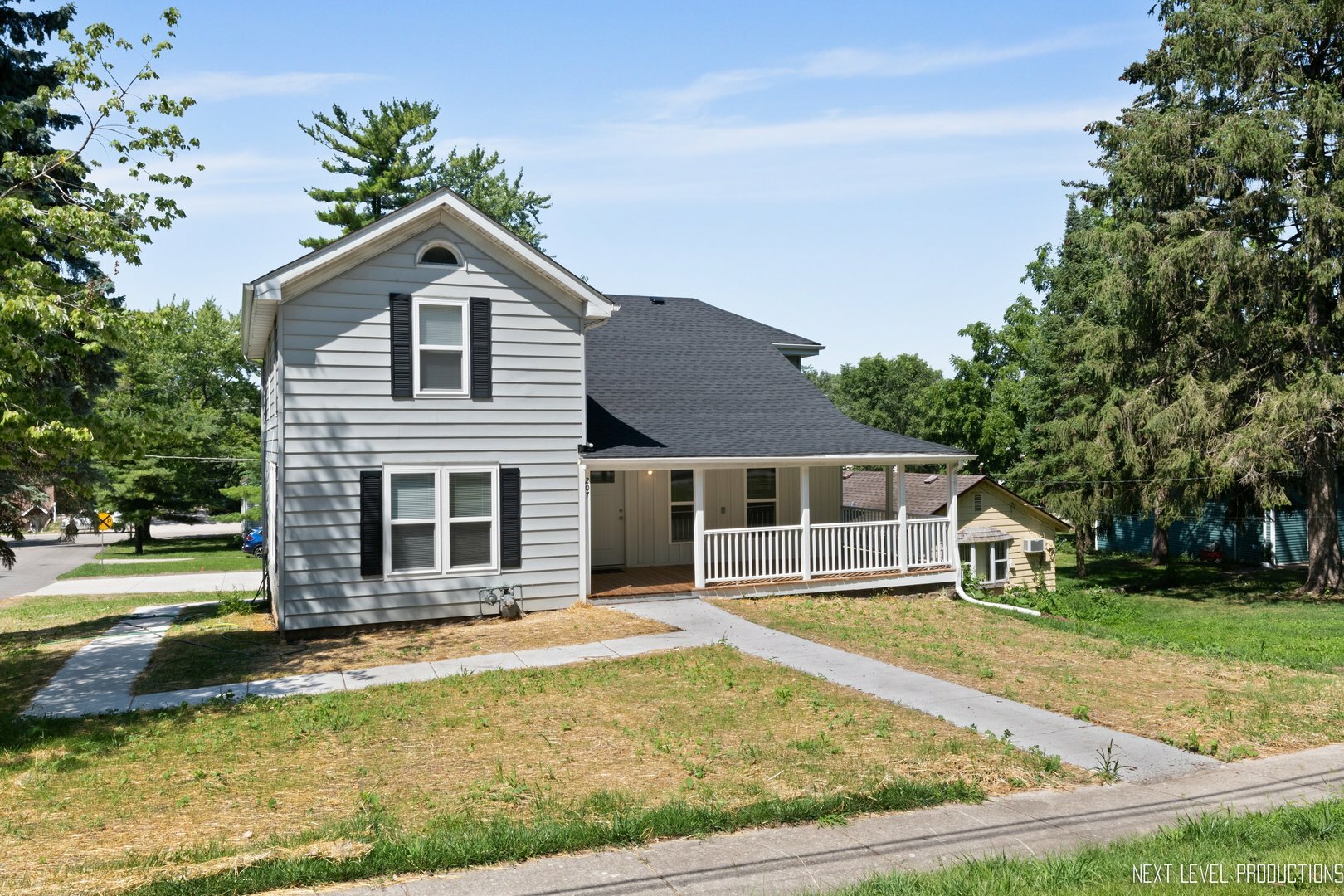 Property Photo: 207 W Van Emmon Street IL 60560