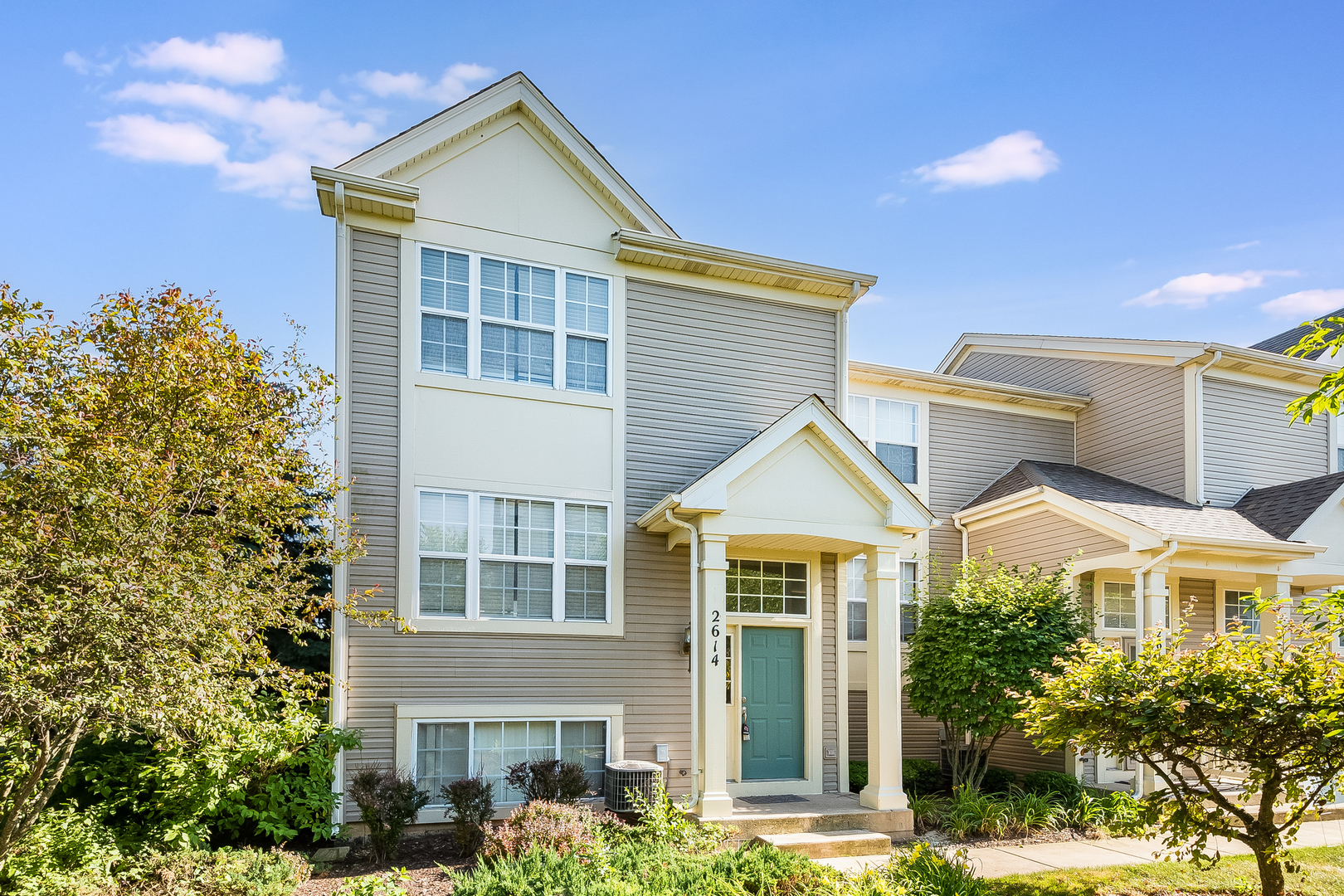 Property Photo: 2614 Canyon Drive IL 60586