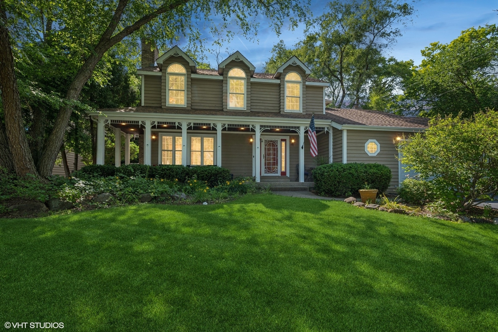 Property Photo: 42 N Holly Avenue IL 60020