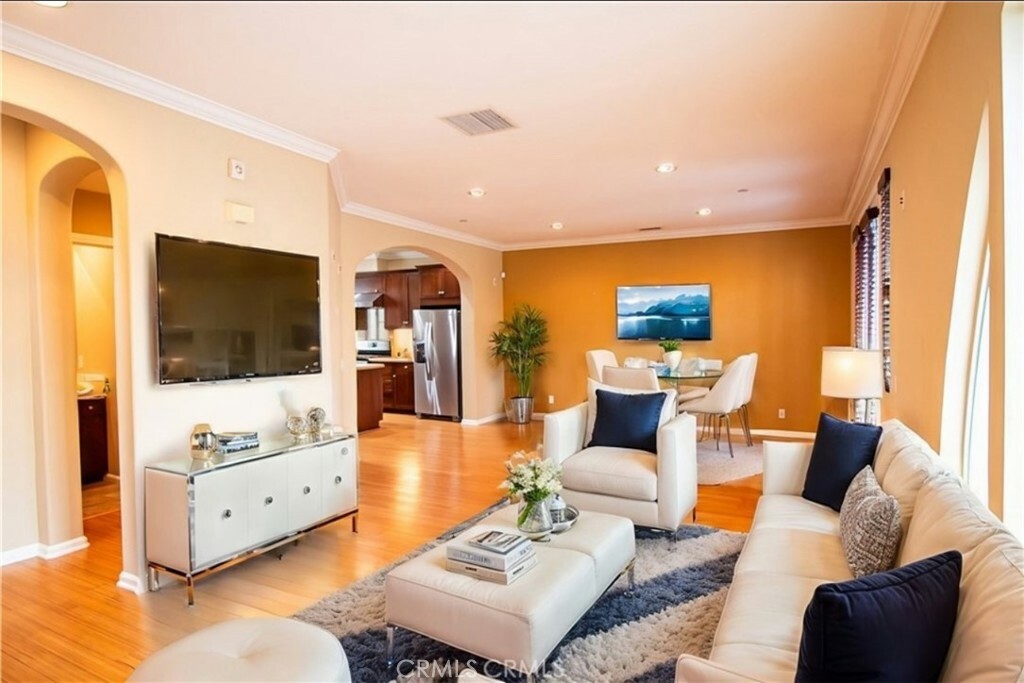 Property Photo: 1750 Grand Avenue 7 CA 90804
