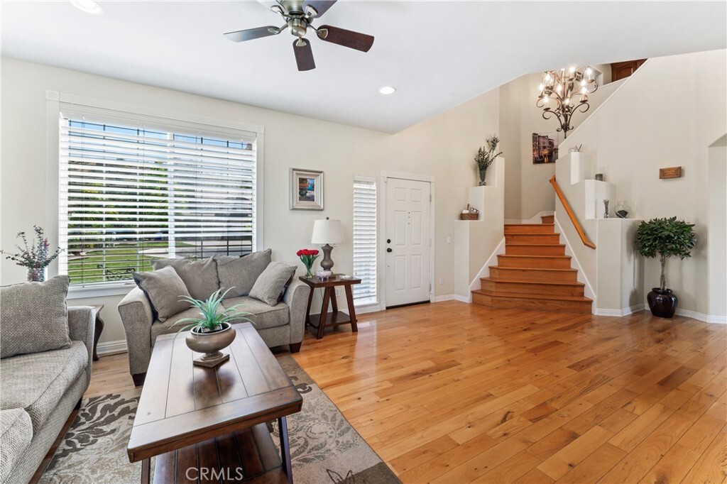 Property Photo: 25300 Heather Vale Street CA 91350