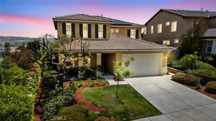 Property Photo:  44316 Revana Street  CA 92592 