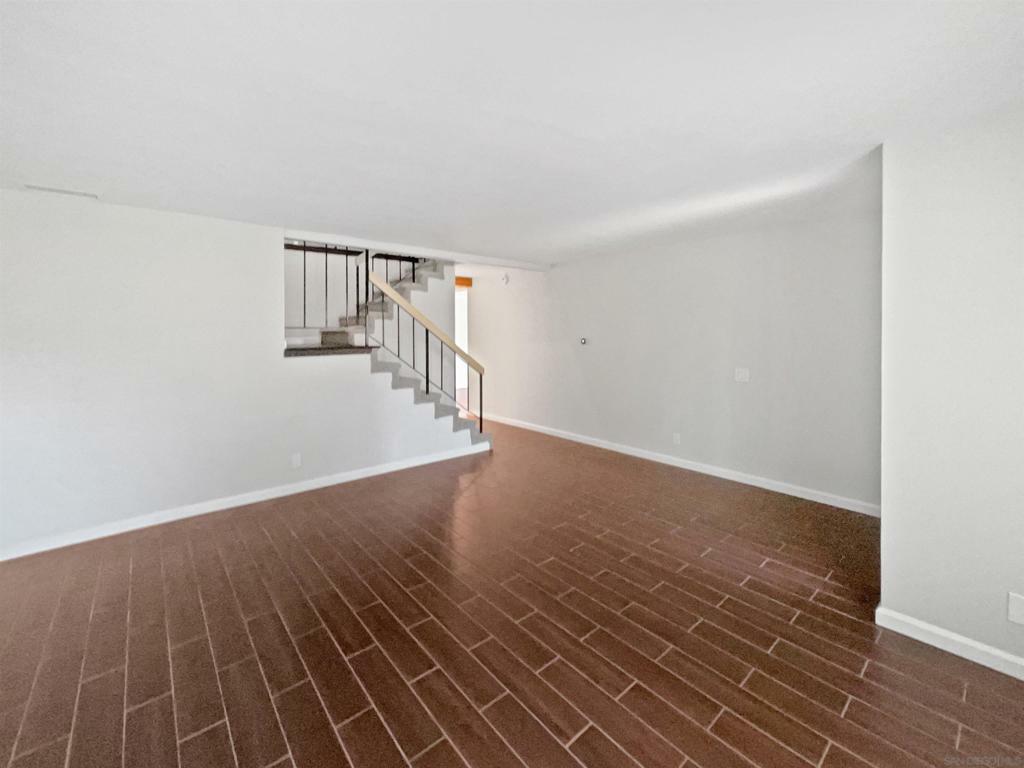 Property Photo: 9917 Park Crest Ln CA 92124