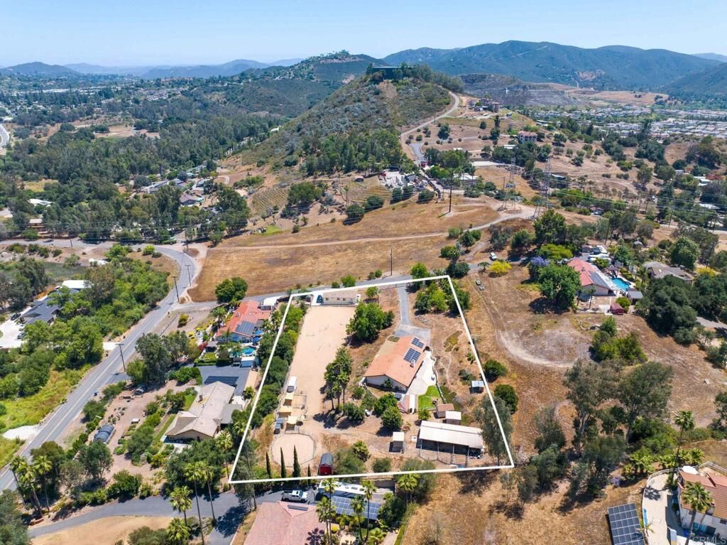 Property Photo: 2605 Kauana Loa Drive CA 92029