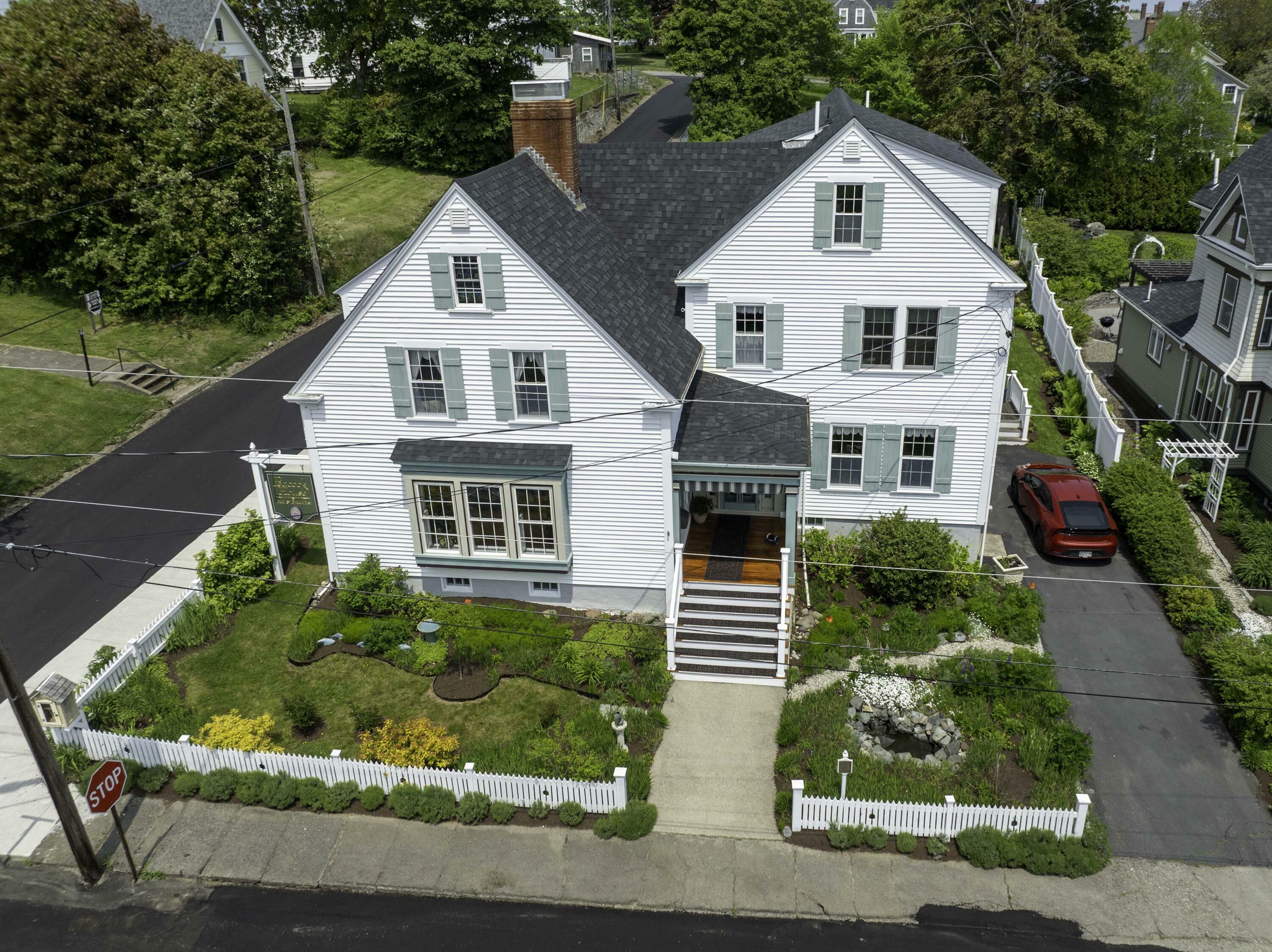 Property Photo:  27 Summer Street  ME 04652 