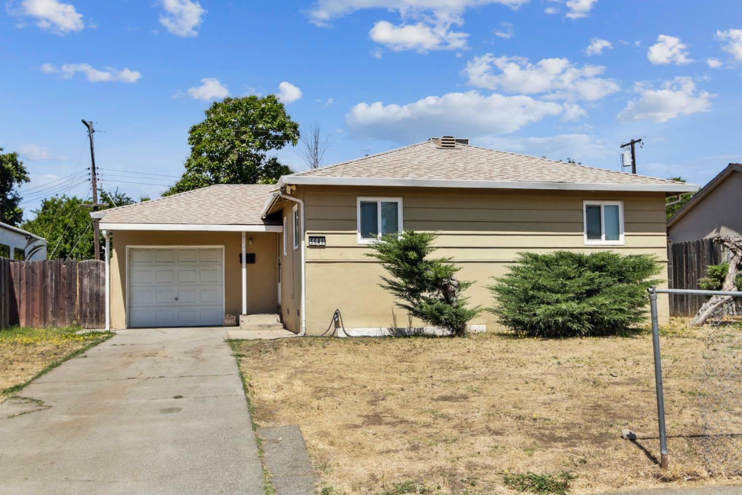 Property Photo: 5649 Rio Verde Way CA 95660