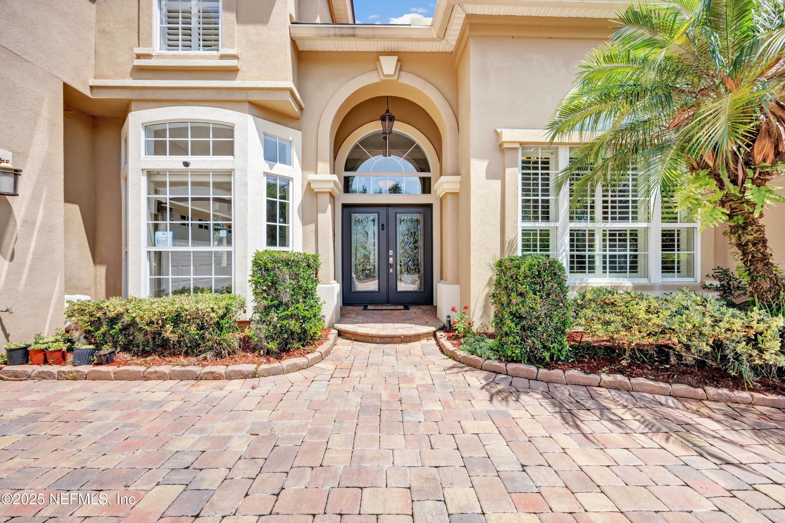 Property Photo:  168 Pinehurst Pointe Drive  FL 32092 