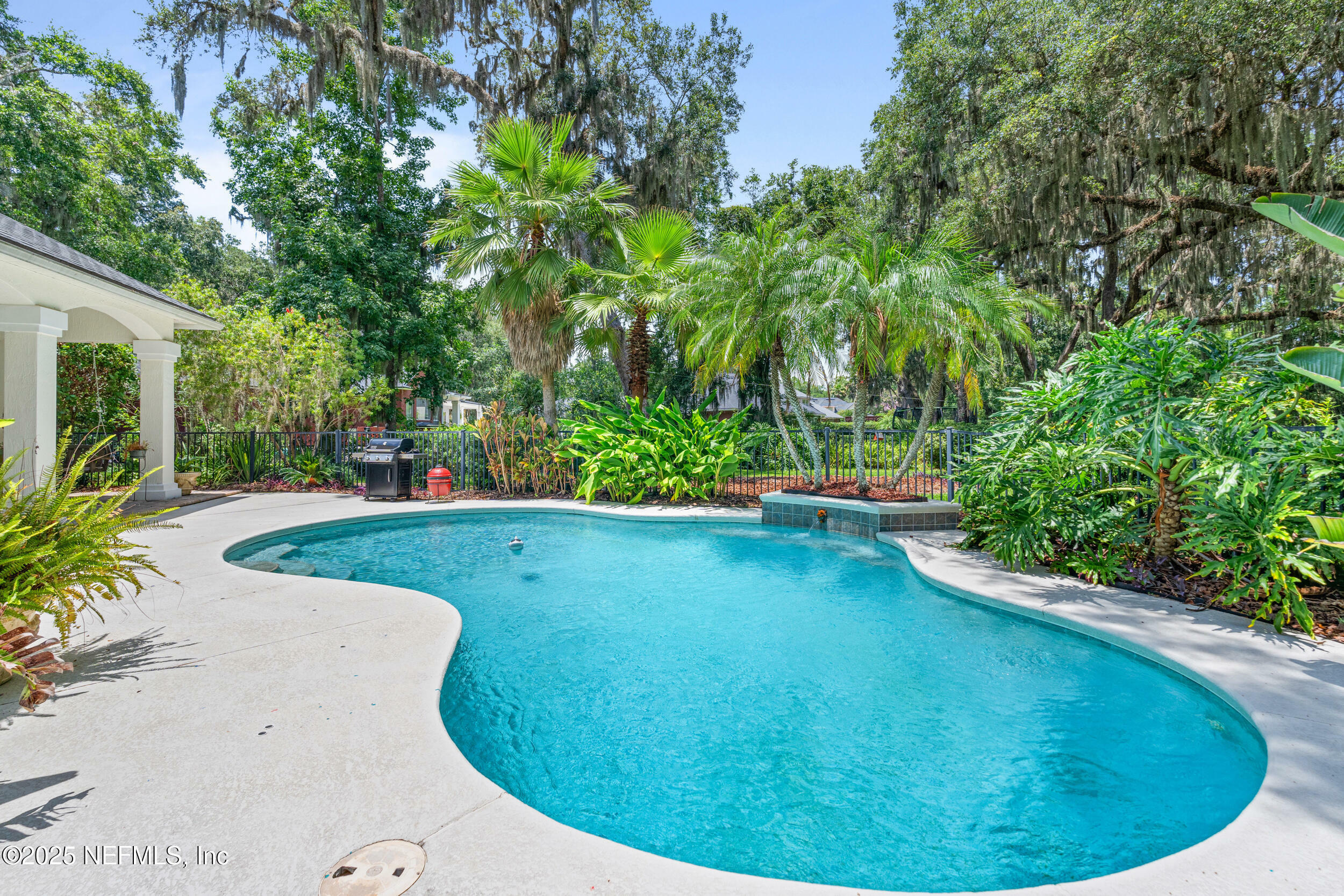 Property Photo: 312 Bartram Trail FL 32259