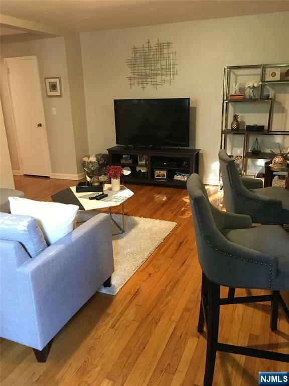 Property Photo:  44 Union Street 3  NJ 07042 