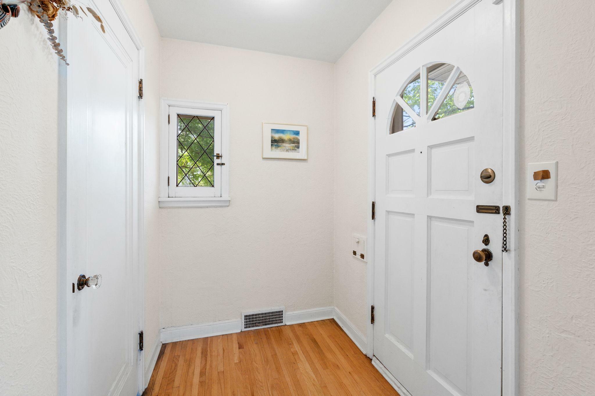 Property Photo: 560 Cretin Avenue S MN 55116