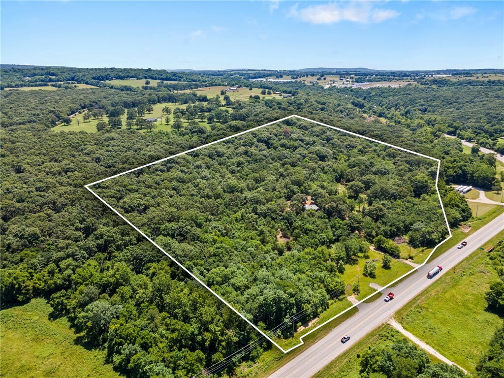 16655 W Highway 62  Prairie Grove AR 72753 photo