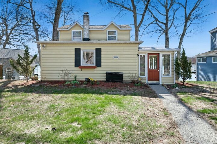 Property Photo: 6 Cedar Pond Dr MA 01566