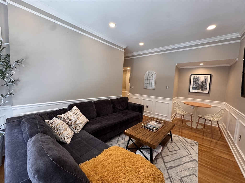 Property Photo: 416 Marlborough 102 MA 02115