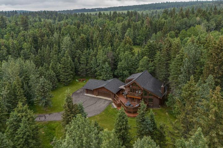 106 Mountain Lion Drive  Bragg Creek AB T0L 0K0 photo