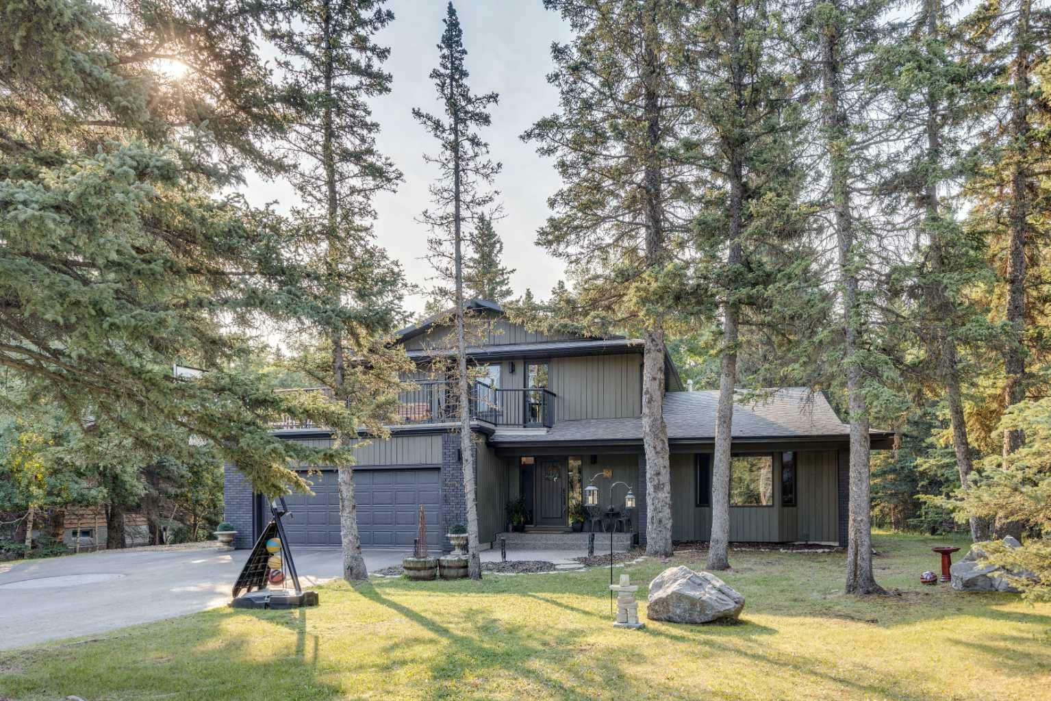 Property Photo: 106 Redwood Meadows Drive AB T3Z 1A3