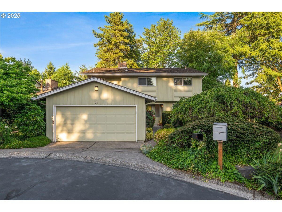 Property Photo:  21 Bloch Ter  OR 97035 