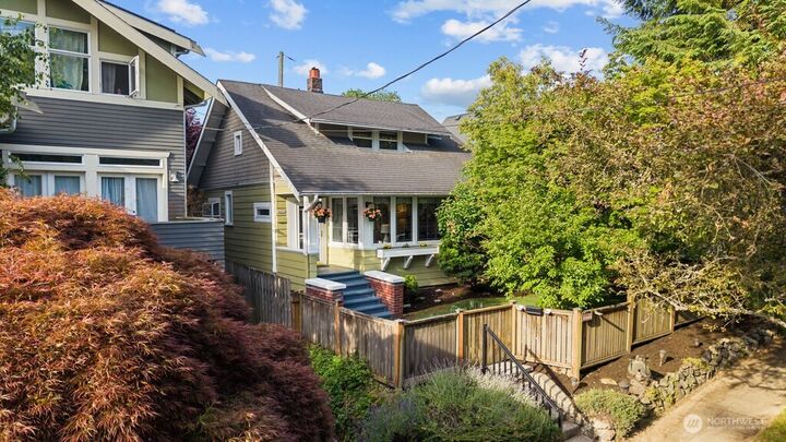 Property Photo:  4055 SW Prince Street  WA 98116 