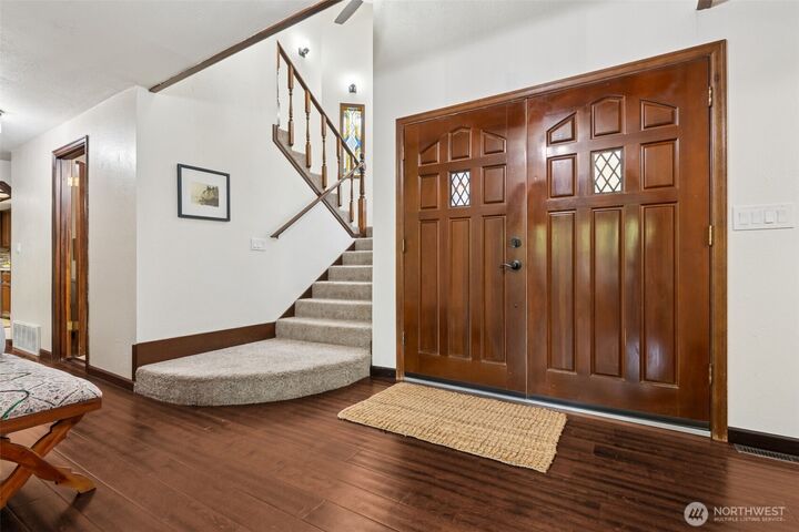 Property Photo:  8037  Incline Drive SE  WA 98513 