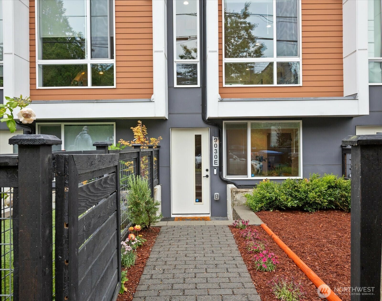 Property Photo: 9030 18th Avenue SW E WA 98106