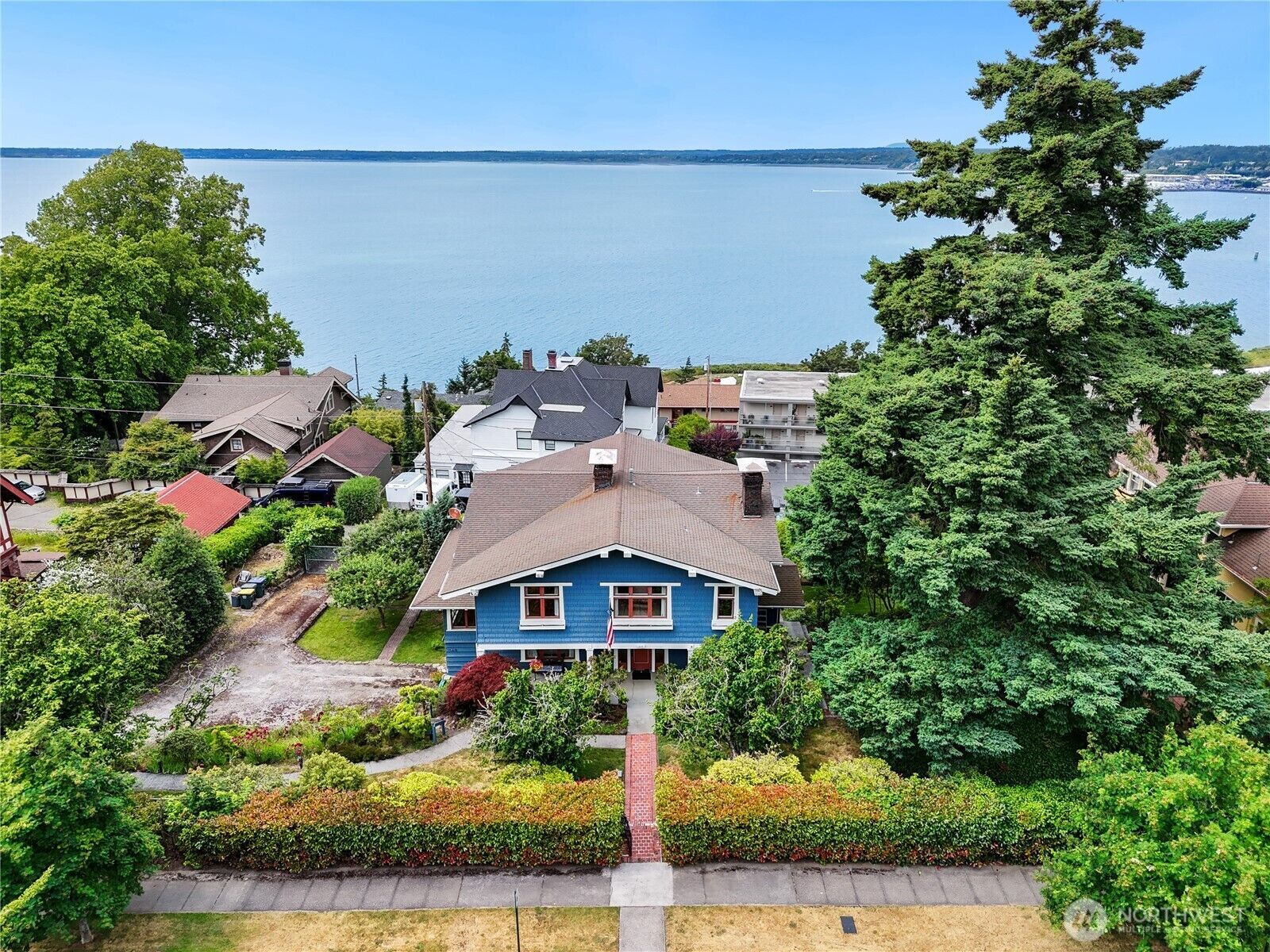 Property Photo: 215 N Forest Street WA 98225