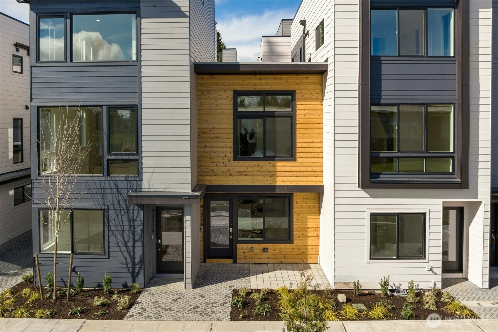 9219 D  14th Avenue NW  Seattle WA 98117 photo