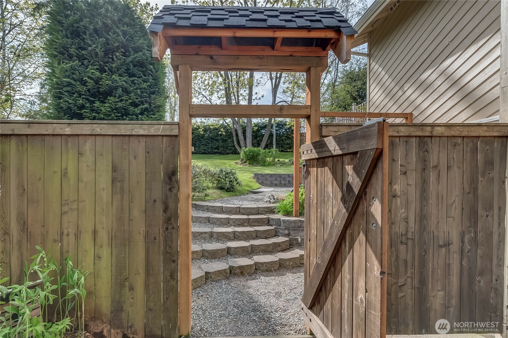 Property Photo:  2217 W Birch  WA 98229 
