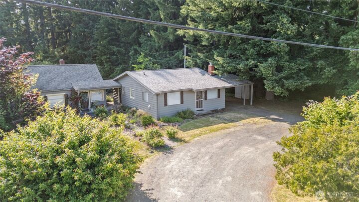 Property Photo:  507  Kaiser Road NW A,B,C  WA 98502 