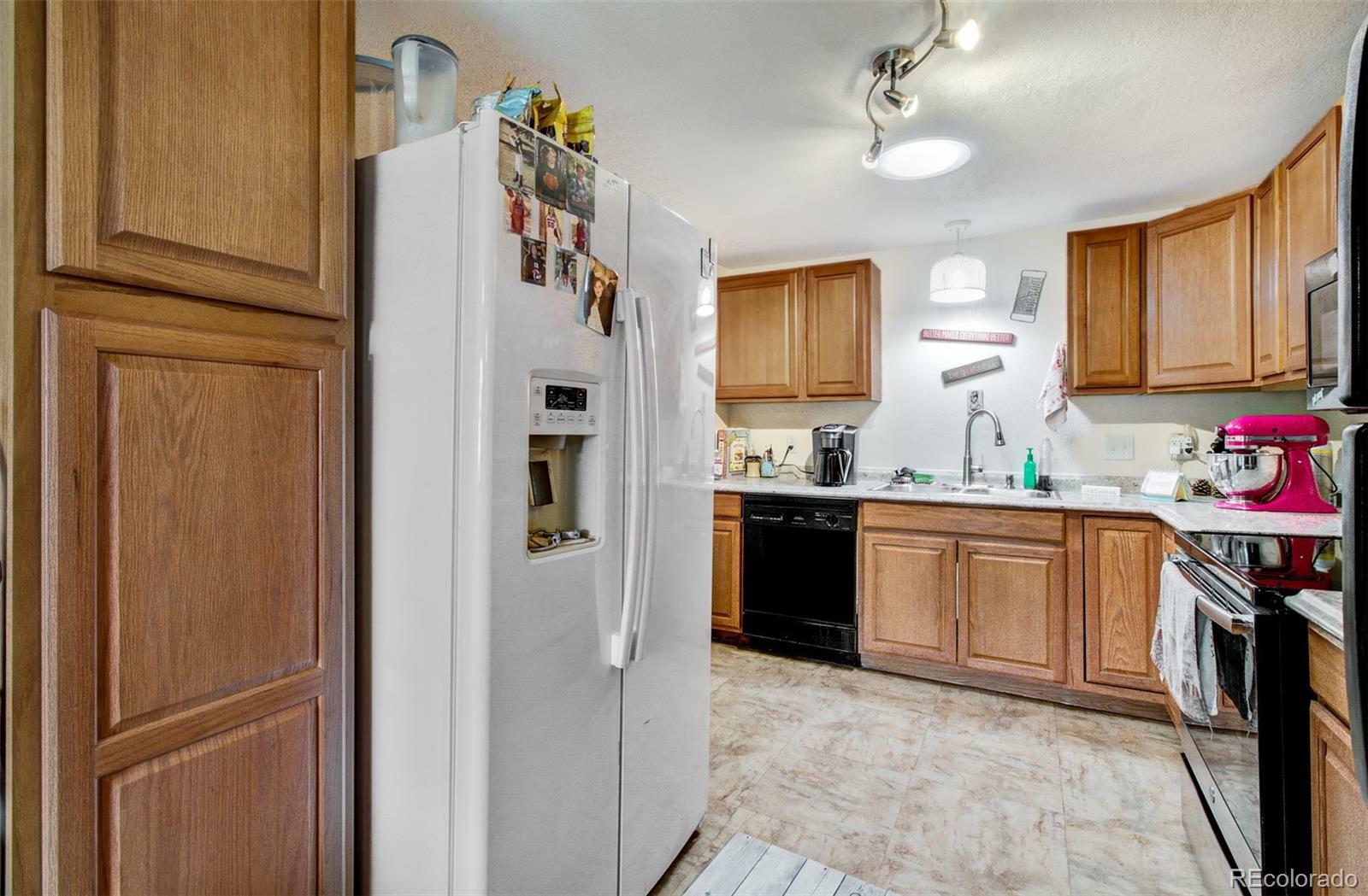Property Photo: 2615 Lambert Avenue CO 81003