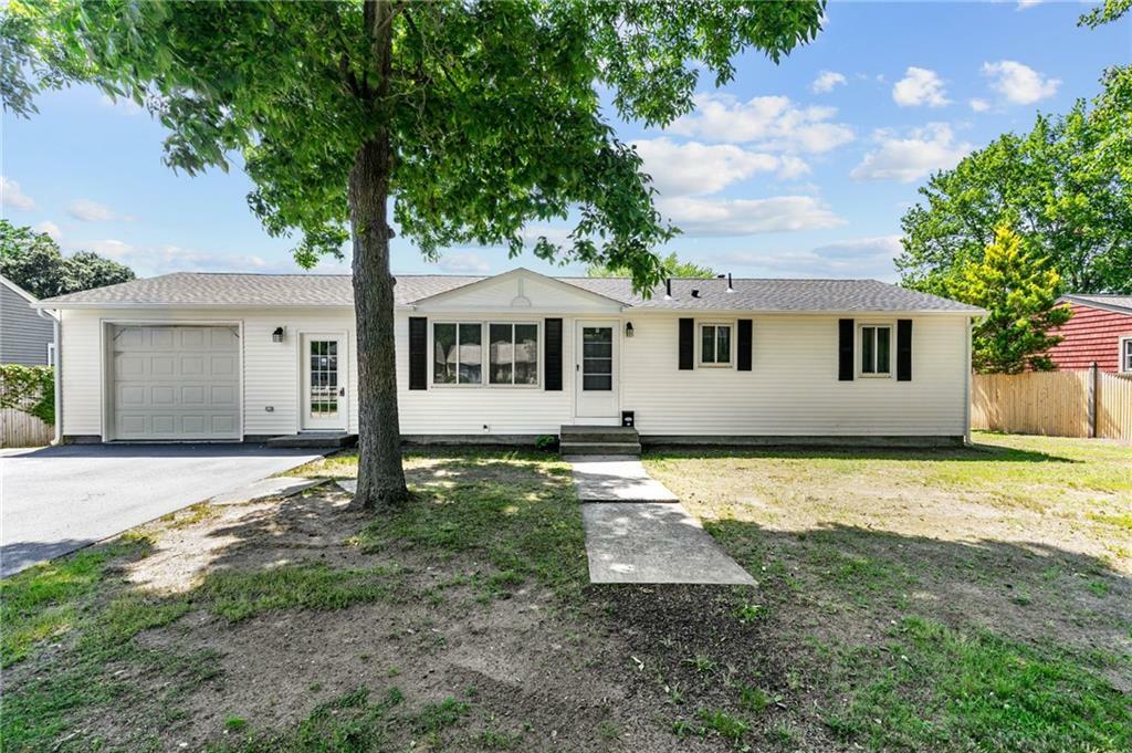 299 George Arden Avenue  Warwick RI 02886 photo